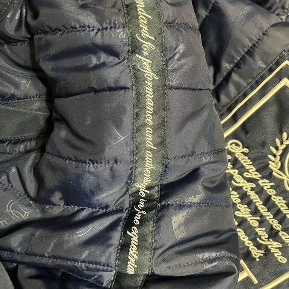 Ariat Furlough Waterproof Insulated Navy Blue Belted Jacket.Sz Medium EUC - Picture 13 of 16